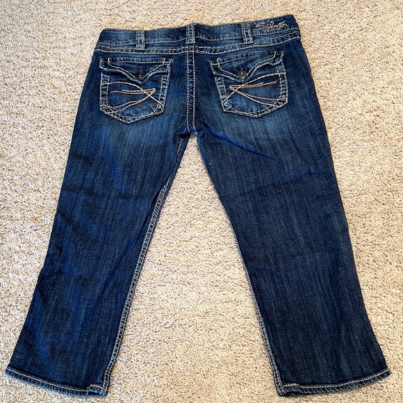 Silver Brand Mackenzie Cropped Denim Ankle Jeans - Picture 1 of 7